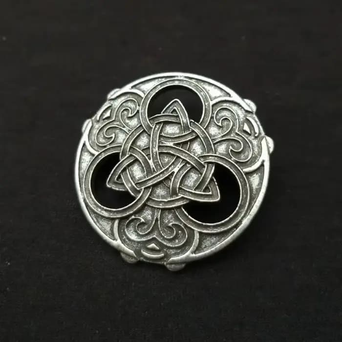 Broche de poitrine ronde à nœud celtique, Triangle de Pirate Viking, décoration de poitrine, accesso