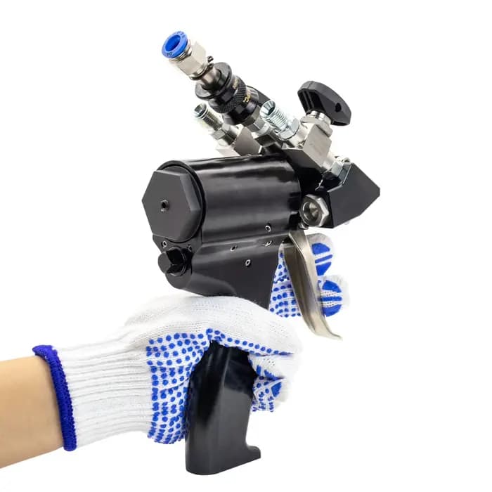 Pistolet de pulvérisation de mousse de polyuréthane, pistolet à mousse pneumatique à deux composants en matériau noir et blanc à haute pression, isolation de stockage au froid P2
