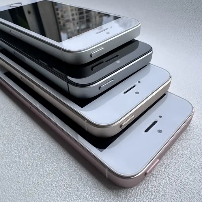 100% Original iPhone SE téléphone portable 16/32/64/128GB ROM 2GB RAM 4.0 "iOS A9 Touch ID 12MP débloqué double cœur Smartphone