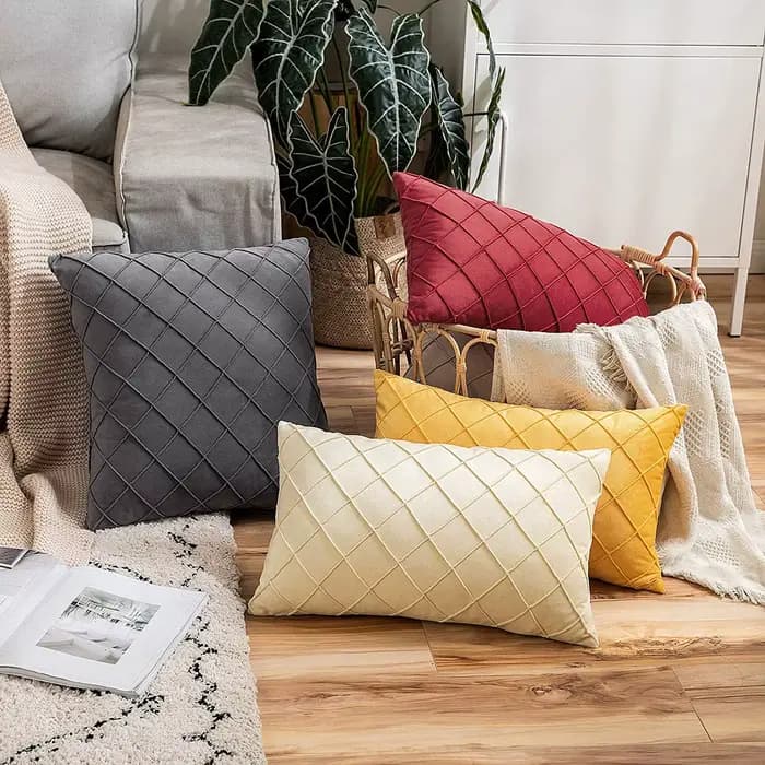 Juste de coussin plissée en velours