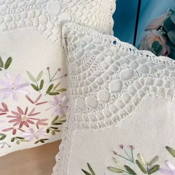 Housse de coussin en coton et lin tissé au crochet, housse de coussin brodée florale, housse de coussin décorative rétro faite à la main en coton tissé