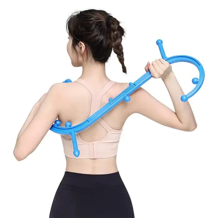 Masseur dorsal ergonomique avec crochet