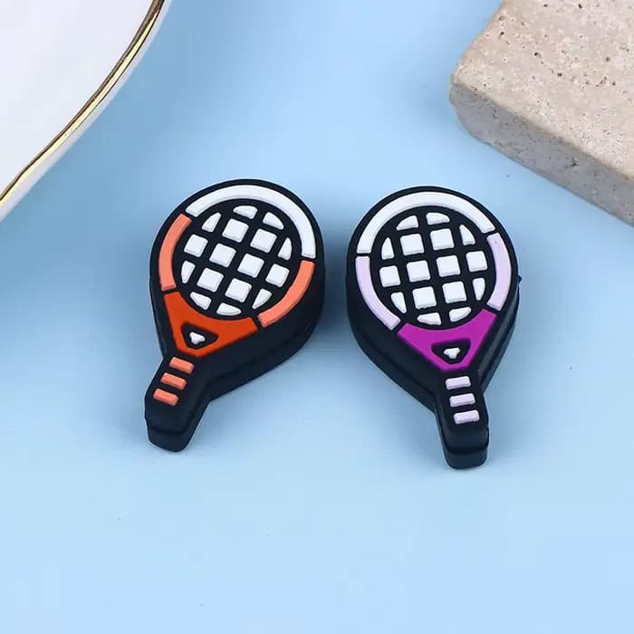 Nouvel amortisseur de chocs en silicone multicolore en forme de raquette de tennis, accessoires de sport durables pour le tennis, le squash et le badminton