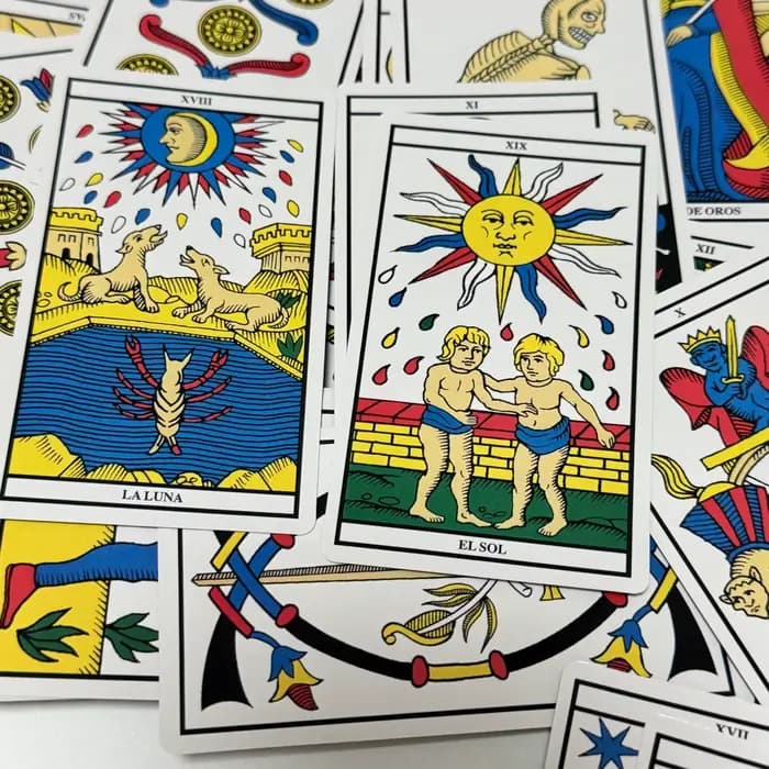 Le Tarot de Marseille, édition espagnole, jeu de cartes de tarot, 78 cartes, basé sur le système de Marseille