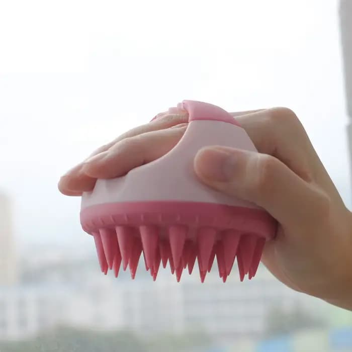 Brosse de massage en silicone pour cuir chevelu