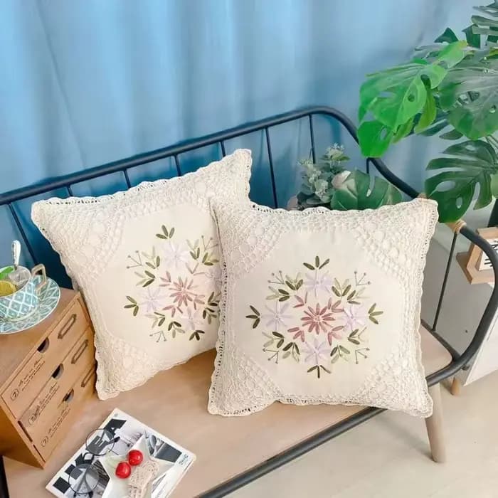Housse de coussin en coton et lin tissé au crochet, housse de coussin brodée florale, housse de coussin décorative rétro faite à la main en coton tissé
