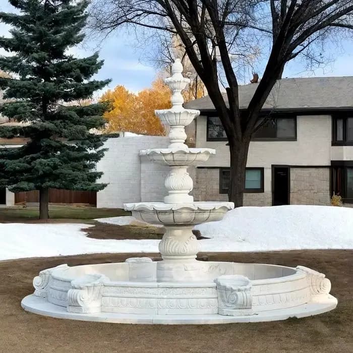 Fontaine de jardin en dalle de marbre blanc naturel, écologique, minimaliste et moderne, idéale pour les hôtels et les villas.