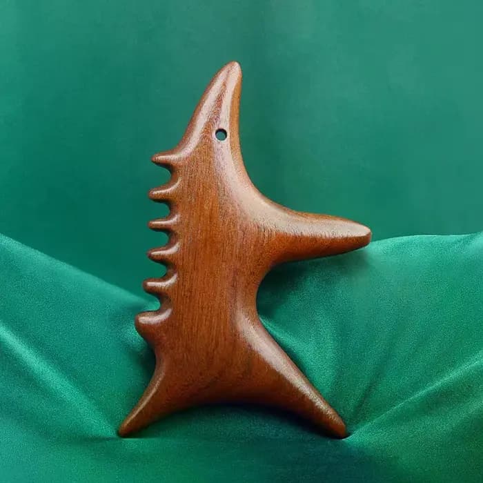 Outils de Massage Gua Sha en bois de santal et soie dorée