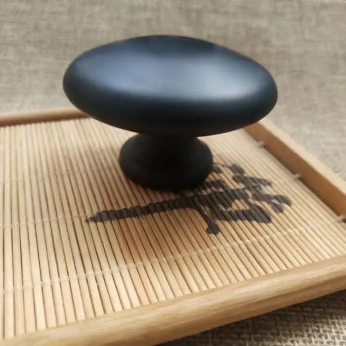 1 pierre brute noire huile de Massage en forme de champignon Spa