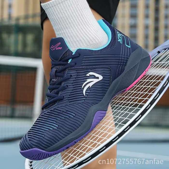 Chaussures de tennis professionnelles pour hommes et femmes, noires et bleues, chaussures de badminton pour couples, antidérapantes, pour terrain intérieur, chaussures de tennis de table de marque