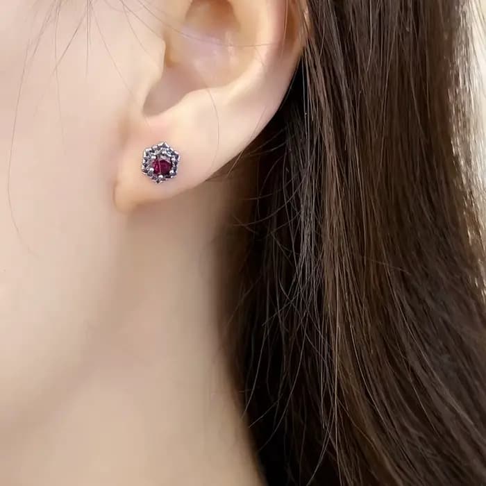 Boucles d'oreilles à clous rouges hexagonaux pour femmes, bijoux fins de style européen, cadeau décroissant à la main, en argent regardé 925
