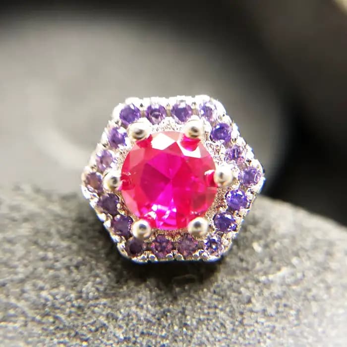 Boucles d'oreilles à clous rouges hexagonaux pour femmes, bijoux fins de style européen, cadeau décroissant à la main, en argent regardé 925