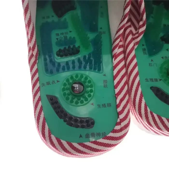 Pantoufles d'acupuncture pour massage des pieds